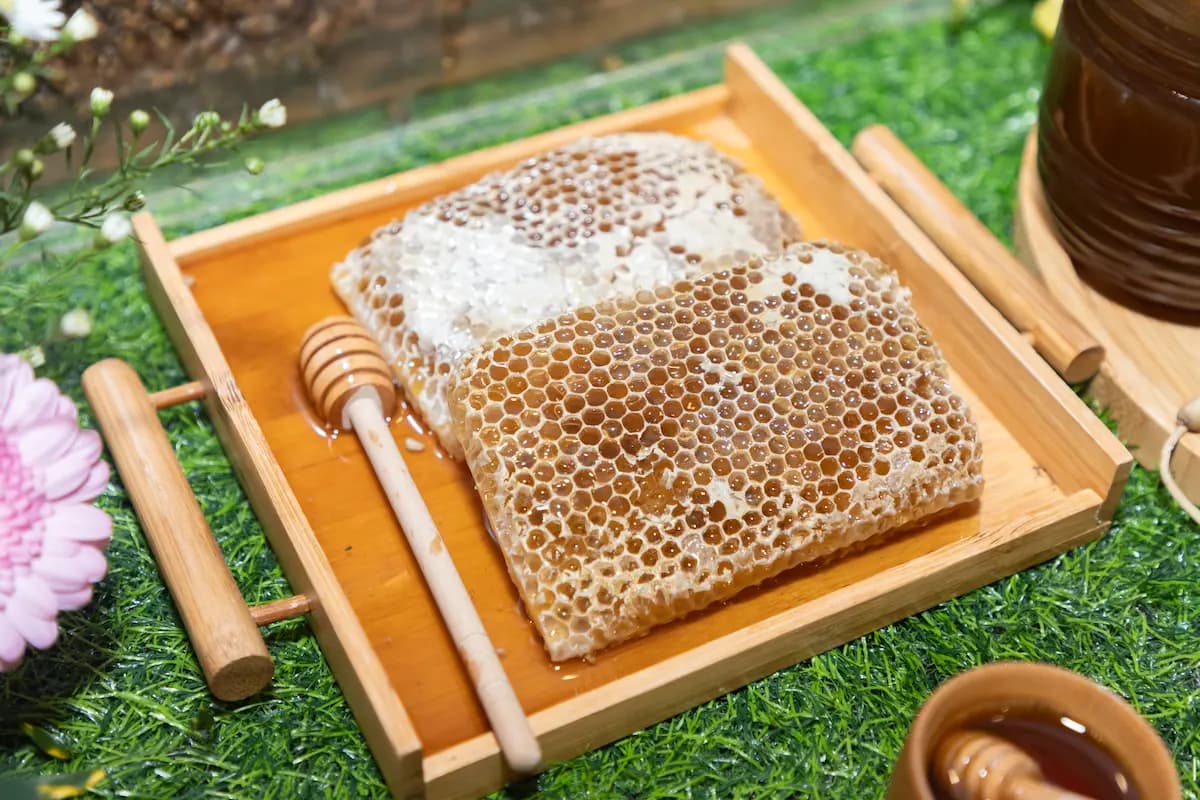 Sự kiện mật ong