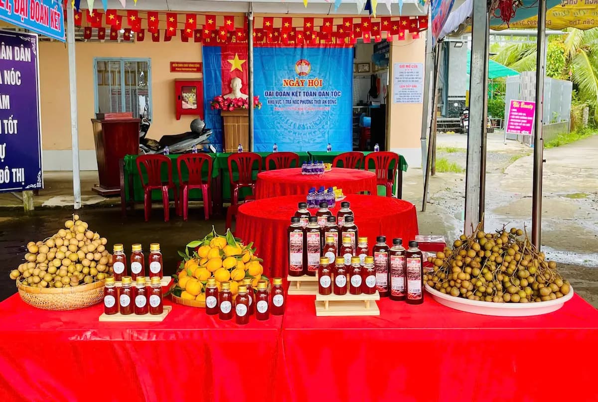 Sự kiện mật ong